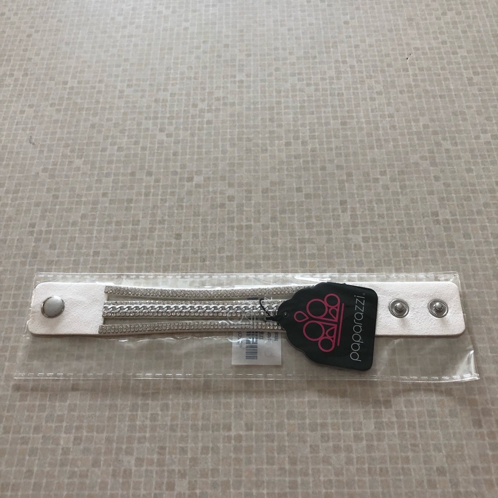 Women’s bracelet